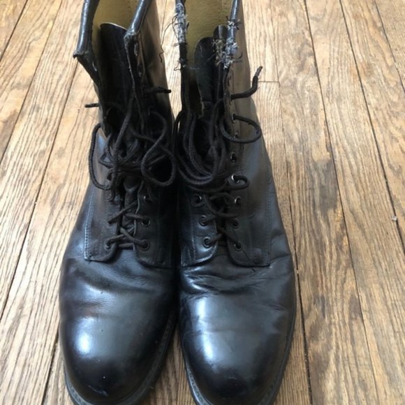 Vintage combat boots main image 4